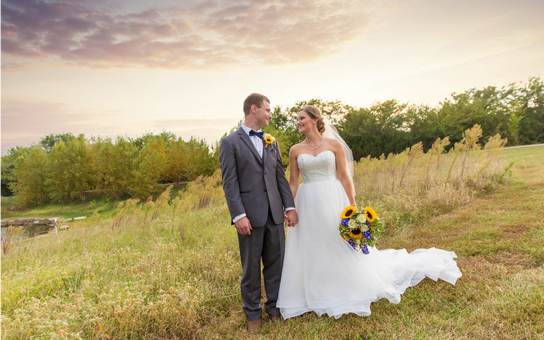 Emily & Daren – Fire Stables Wedding
